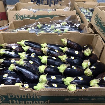 Hunts Point Produce Market - Eggplant - Grocery Near Me - Bronx, New York Hunts Point Produce Market - Eggplant - Grocery Near Me - Bronx, New York