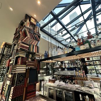 Settecento - Pretty bar, decor and skylight. - Italian Near Me - Los Angeles, California