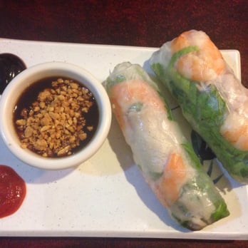 Pho Hong - Spring rolls are a great appetizer for a really good price ($3.50) - Vietnamese Near Me - Burlington, Vermont Pho Hong - Spring rolls are a great appetizer for a really good price ($3.50) - Vietnamese Near Me - Burlington, Vermont