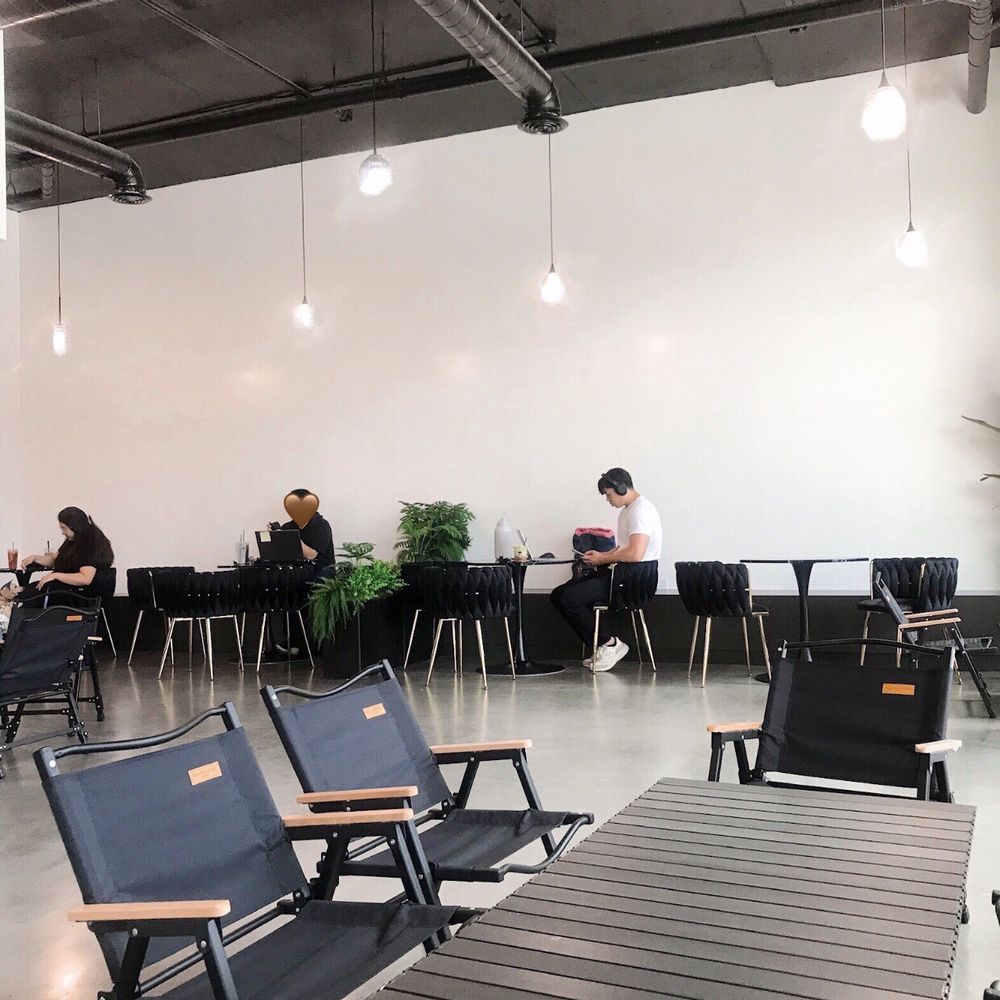 YOTEA - Interior Seating - Bubble Tea Near Me - Rosemead, California YOTEA - Interior Seating - Bubble Tea Near Me - Rosemead, California