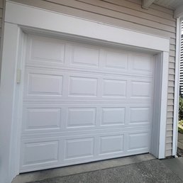 Brand new garage door! Brand new garage door!