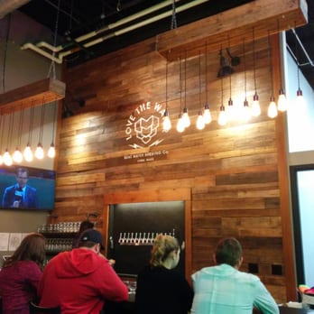 Bent Water Brewing Company - Breweries Near Me - Lynn, Massachusetts