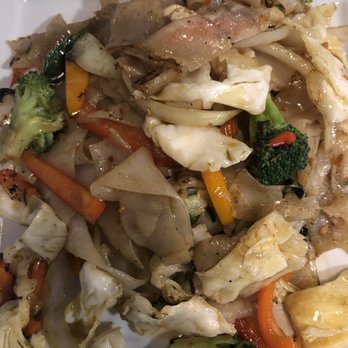 Tho One Thai Eatery - Pad Kee Mao - Thai Near Me - La Verne, California Tho One Thai Eatery - Pad Kee Mao - Thai Near Me - La Verne, California
