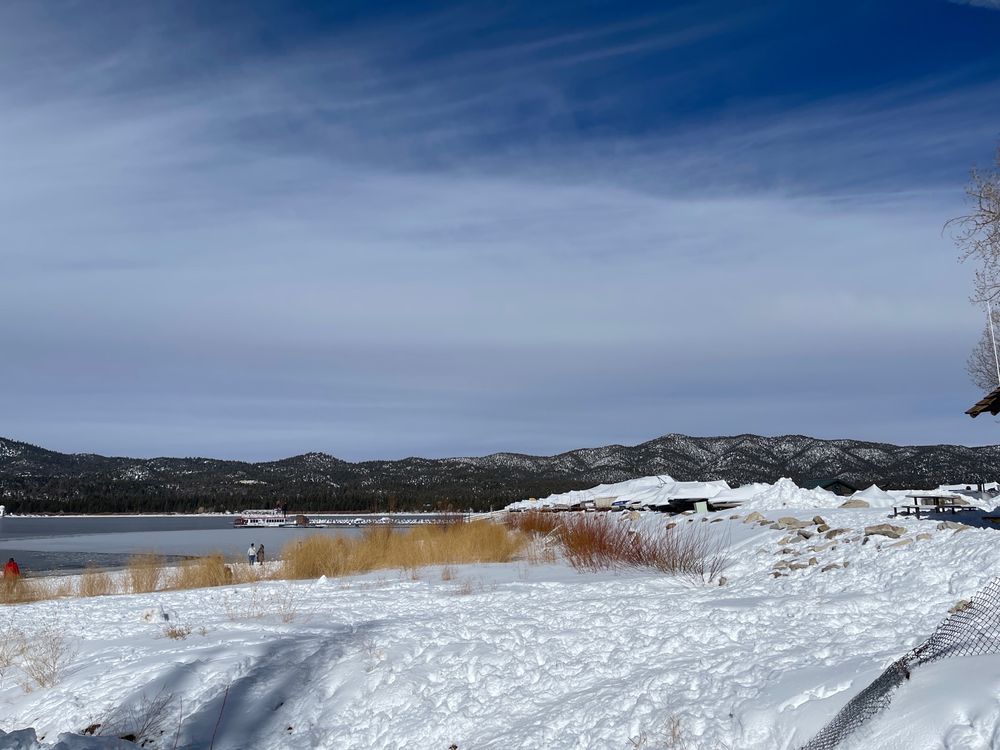 PINE KNOT MARINA Updated September 2024 51 Photos & 96 Reviews 439 Pine Knot Blvd, Big