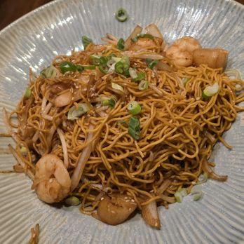 Baron's Sino Kitchen & Bar - Seafood Chow Mein - Chinese Near Me - Bellevue, Washington