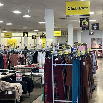 JCPenney - Department Stores Near Me - Alton, Illinois
