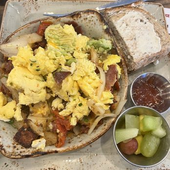 First Watch - Farmhouse Skillet Hash - Cafes Near Me - Snellville, Georgia