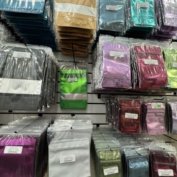 Containerland - Bags - Party Supplies Near Me - Honolulu, Hawaii