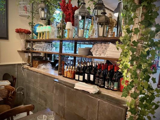Juliette Restaurant by null