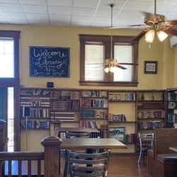 Library Bar & Grill - Tables to sit at