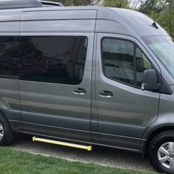 D1 N Only Driver - 10 Passenger Mercedes Benz Sprinter