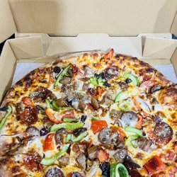 Tre Fratelli Italian Ristorante - Supreme pizza