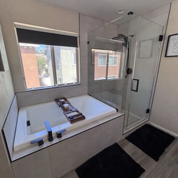 Glass Fabrication - Glass & Mirrors Near Me - Murrieta, California Glass Fabrication - Glass & Mirrors Near Me - Murrieta, California