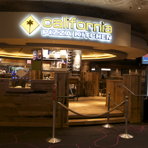 California Pizza Kitchen 222 Photos 270 Reviews American