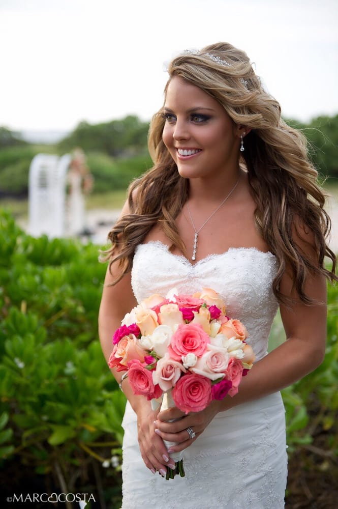 Hair Designs By Faye Logo