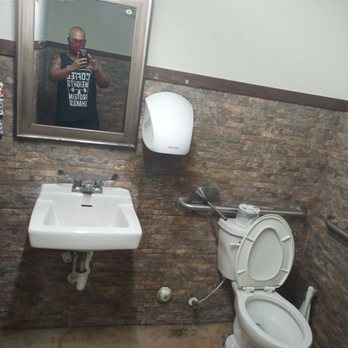 Pasion Del Cielo Coffee - Midtown - Clean ass bathroom - Coffee & Tea Near Me - Miami, Florida
