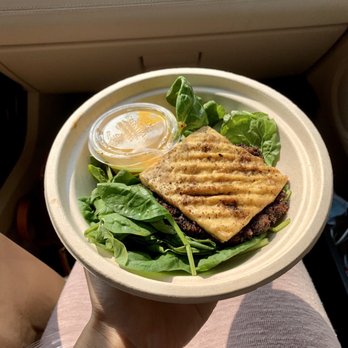 ESSEN Kitchen - Breakfast Sandwich - gluten free style with sauce on the side - Vegan Near Me - Cincinnati, Ohio