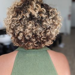 Cultivate Beauty - AFTER: Curl Rehabilitation Session with Laci (@Lex_Ann_)