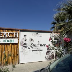 Green Beach - Avoid this place