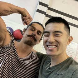 ESTLR Crossfit - Coach Charly. Best gymnastics teacher out there