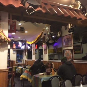 La Finca Restaurant - Dining room - Colombian Near Me - Hicksville, New York