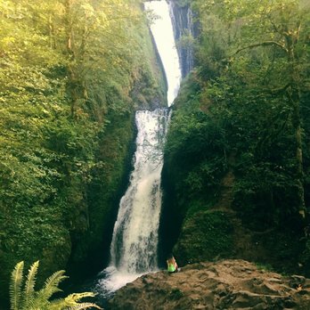 Multnomah Falls - Bridal veil falls - Hiking Near Me - Bridal Veil, Oregon Multnomah Falls - Bridal veil falls - Hiking Near Me - Bridal Veil, Oregon
