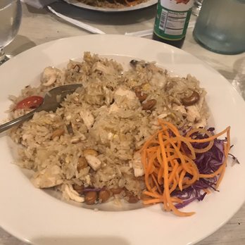 Thai 101 Bistro - Pineapple Fried Rice with Chicken and Shrimp - Thai Near Me - Brooklyn, New York Thai 101 Bistro - Pineapple Fried Rice with Chicken and Shrimp - Thai Near Me - Brooklyn, New York