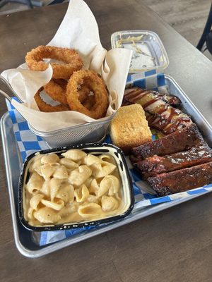 Big Belly Que by null