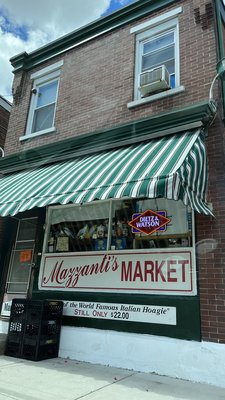 Mazzanti's Market by null