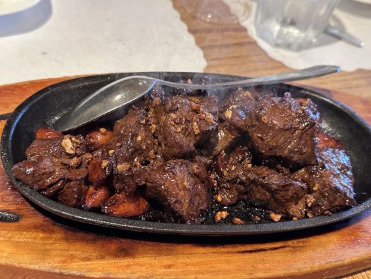 Patio Filipino by null