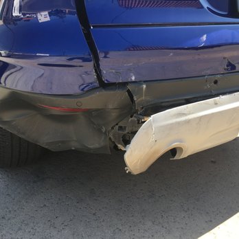 Sharp Auto Paint & Collision - Body Shops Near Me - Northridge, California