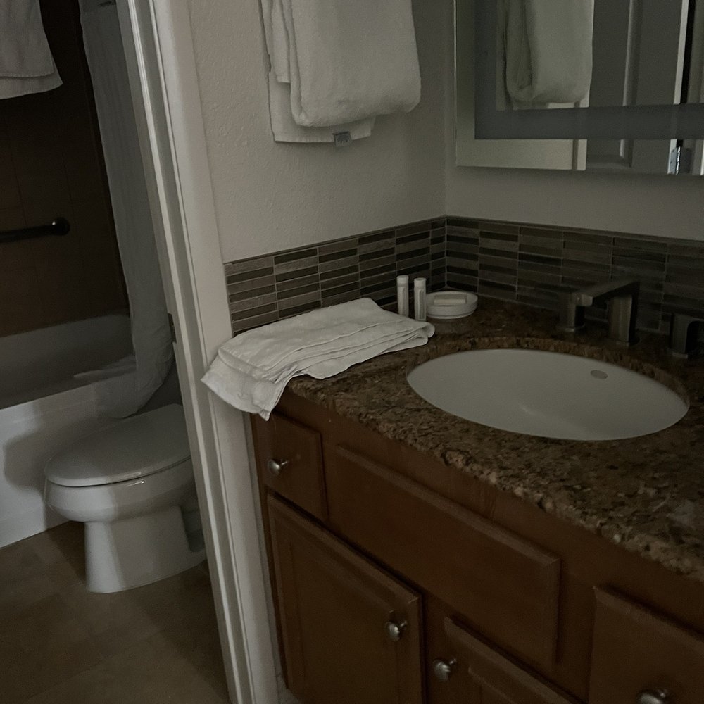Desert Rose Resort - Vanity area - Hotels Near Me - Las Vegas, Nevada Desert Rose Resort - Vanity area - Hotels Near Me - Las Vegas, Nevada