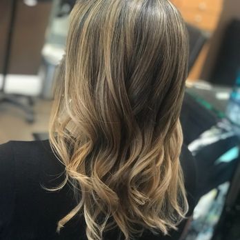Via Bella Salon & Spa - Ombré blonde - Nail Salons Near Me - Bakersfield, California Via Bella Salon & Spa - Ombré blonde - Nail Salons Near Me - Bakersfield, California