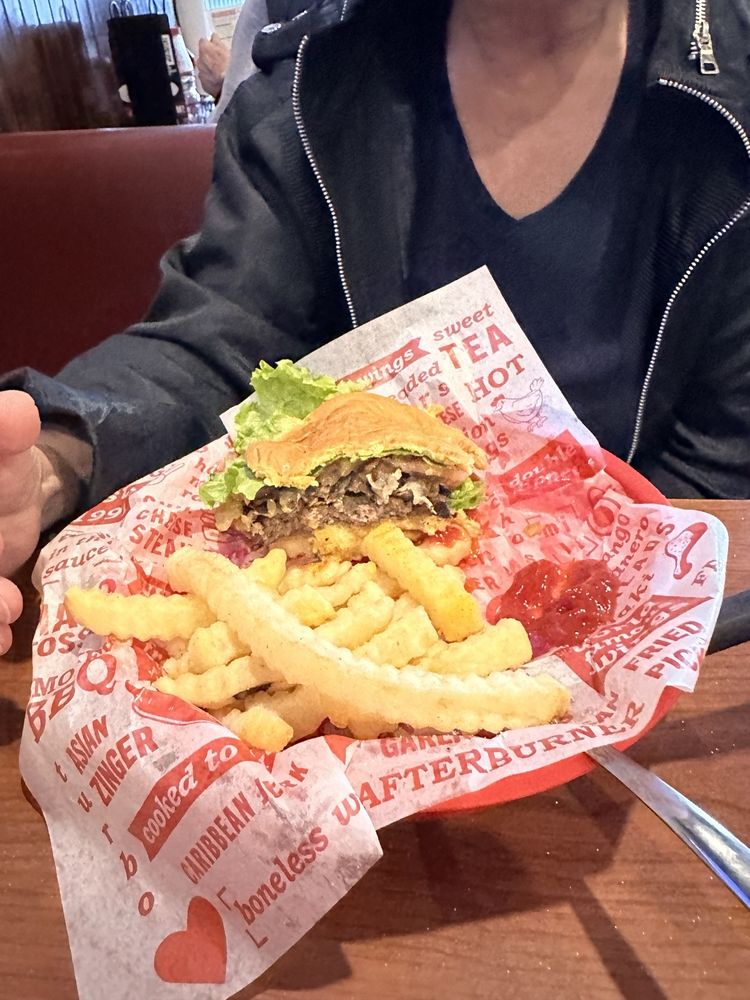 JEFFERSON’S OPELIKA Updated September 2024 33 Photos & 59 Reviews