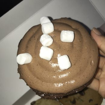 Crumbl - Ann Arbor - Bakeries Near Me - Ann Arbor, Michigan