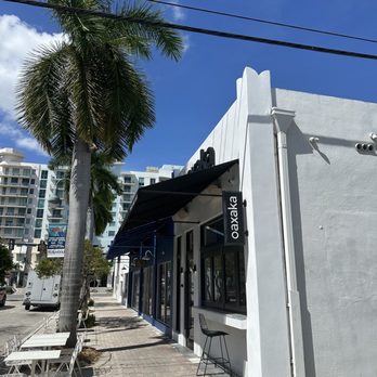 Oaxaka - Outdoor area - Mexican Near Me - Hollywood, Florida