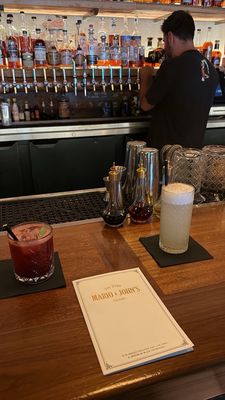 MARIO & JOHN'S by null