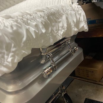 Overnight Caskets - Full couch casket - Funeral Services & Cemeteries Near Me - Los Angeles, California Overnight Caskets - Full couch casket - Funeral Services & Cemeteries Near Me - Los Angeles, California