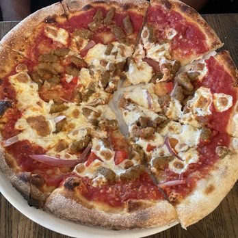 Vero Amore - Swan - Salsiccia pizza - Pizza Near Me - Tucson, Arizona Vero Amore - Swan - Salsiccia pizza - Pizza Near Me - Tucson, Arizona