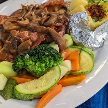 Los Gavilanes - Filet mignon plate - Mexican Near Me - Tlajomulco de Zuñiga, JAL Los Gavilanes - Filet mignon plate - Mexican Near Me - Tlajomulco de Zuñiga, JAL