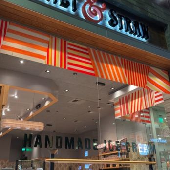 Salt & Straw - Hands down the best ice cream ever - Ice Cream & Frozen Yogurt Near Me - Manhattan Beach, California Salt & Straw - Hands down the best ice cream ever - Ice Cream & Frozen Yogurt Near Me - Manhattan Beach, California