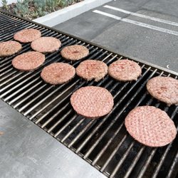 SC Rentals - Raw burgers and propane tank went out.