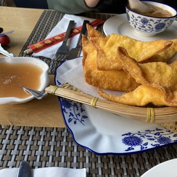 District Kitchen - Chinese Near Me - Malden, Massachusetts District Kitchen - Chinese Near Me - Malden, Massachusetts