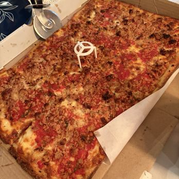 Mulberry Street Babylon - Pizza Near Me - Babylon, New York