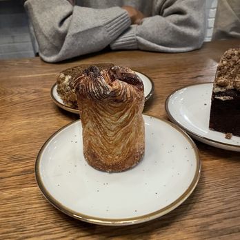 Pepita Coffee - Croissant muffin dessert - Coffee & Tea Near Me - Cambridge, Massachusetts
