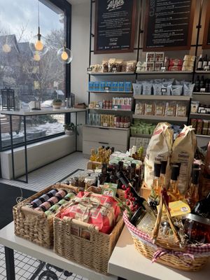 Alfie’s Sandwiches+Market by null