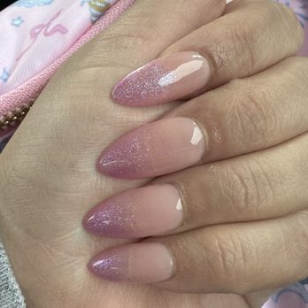 Cosmo Nails & Bar - Glitter ombré by Priscilla - Nail Salons Near Me - Orlando, Florida