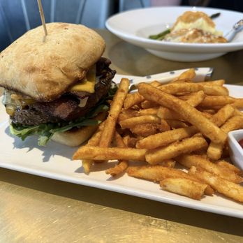 Encore - Titan Cheeseburger - Latin American Near Me - Salem, Oregon