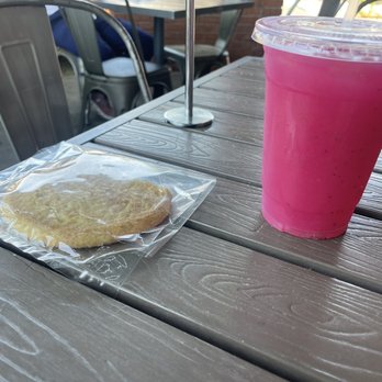 Crafted Greens - Blueberry Mint Lemomade and Snickerdoodle cookie - American Near Me - El Cajon, California Crafted Greens - Blueberry Mint Lemomade and Snickerdoodle cookie - American Near Me - El Cajon, California