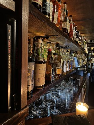 Bathtub Gin & Co. by null